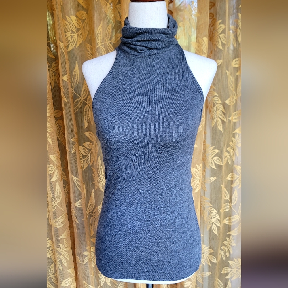 Solemio Size : Smalll Layerable Grey Turtleneck Sweater Tank